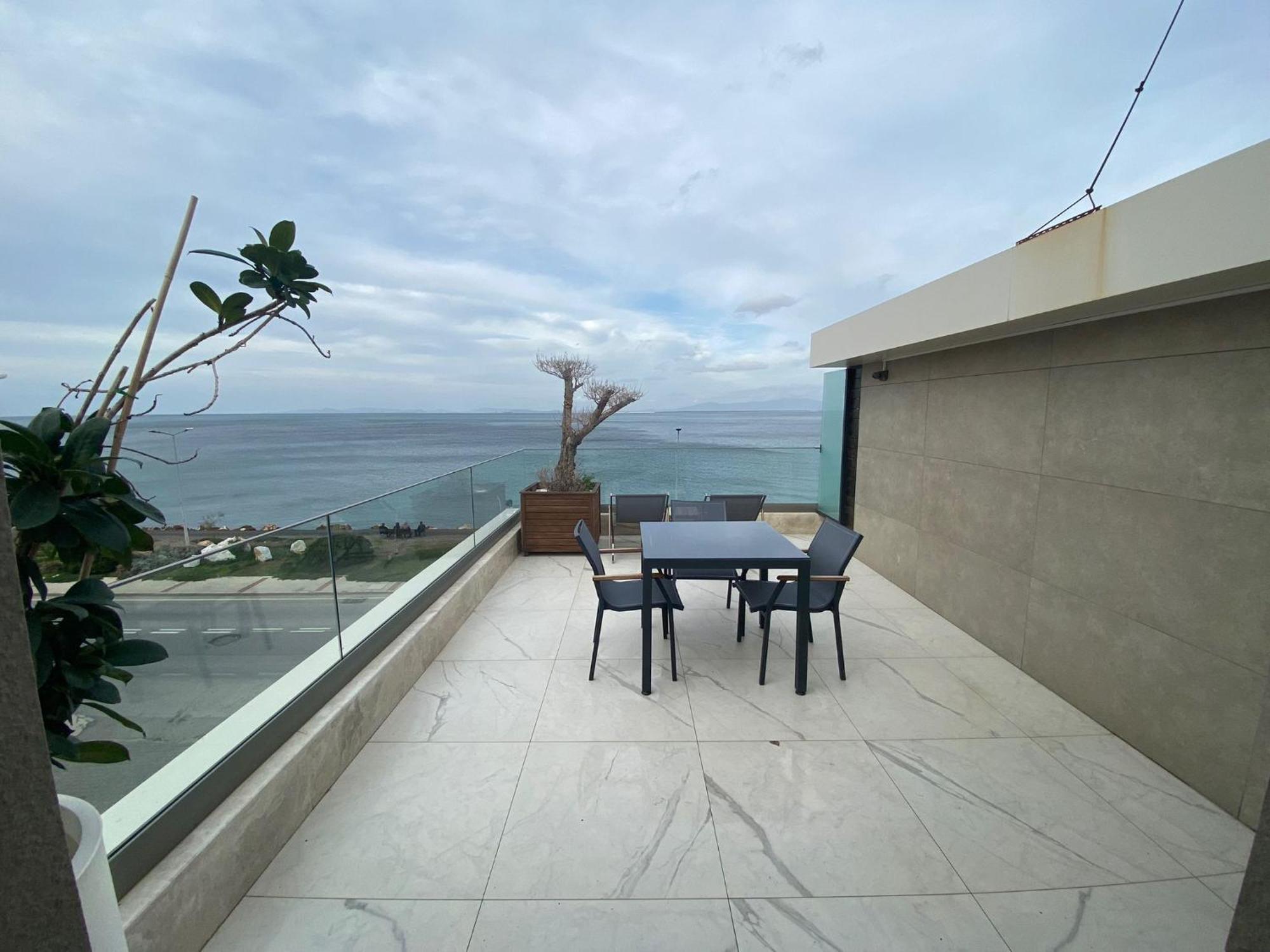 Rudis Hotel Narlidere Exterior photo